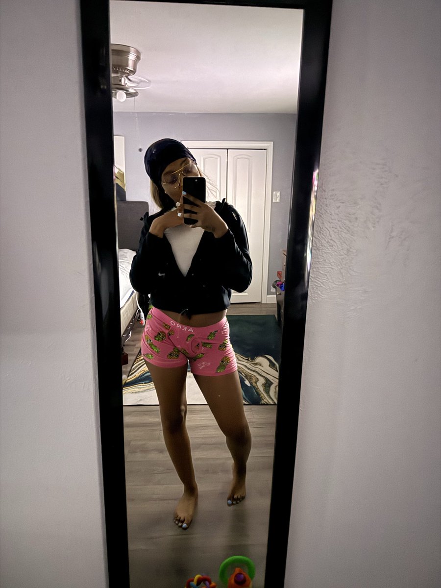 childplayye's tweet photo. It’s my mf birthday but really everyday my birthday 💋 https://t.co/vGL0HlpcCm