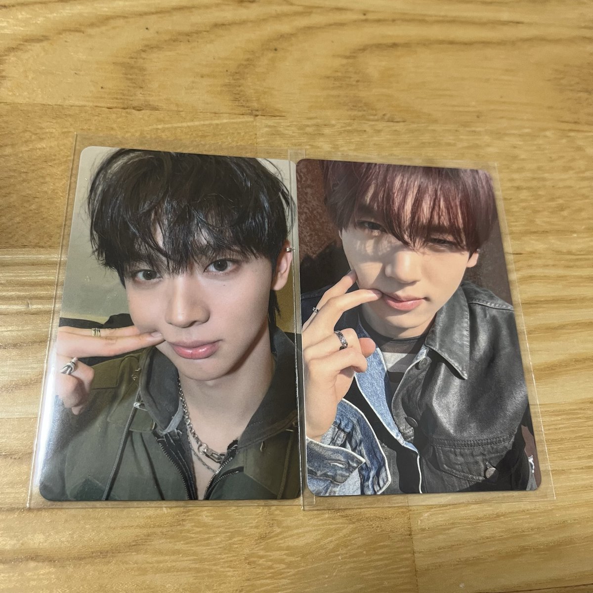 haha_chi62's tweet photo. AND2BLE アンダブル エンダブル トレカ 交換 Curiosity 交換  タワレコ 特典

譲:スンオン、ユジン(画像1枚目)

求:同種ギュビン(画像2枚目)

郵送交換📮を希望いたします。
お気軽にお声がけください🙇‍♀️

 #AND2BLE交換 https://t.co/YOoXi7kLzd
