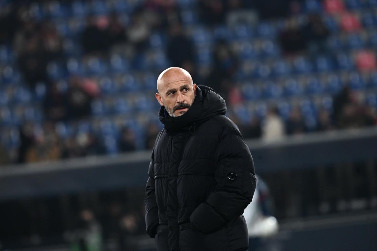 e03258's tweet photo. 🦅

aujourd’hui, on parle de Vincenzo Italiano !

pour beaucoup, l’un des meilleurs entraîneurs italiens de sa génération 🙌🏼

un coach qui a transformé la Fiorentina, brillé en Europe et prouvé qu’il pouvait gagner..

qui est-il vraiment ? pourquoi son nom me séduit autant ?

👇🏼 https://t.co/vgeIHuVvfv