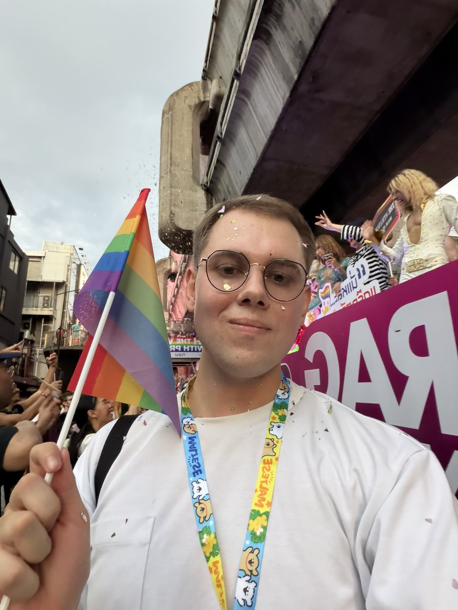 DannyMartynenko's tweet photo. Bangkok pride 2026 https://t.co/F2SsOL9KNl