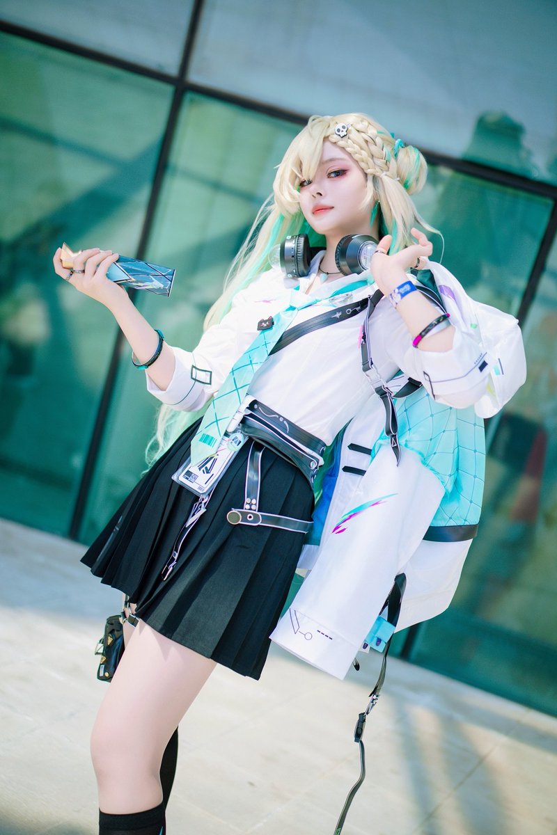 mil2mita's tweet photo. #WutheringWaves #명조 #Lynae
#띵조페스티벌 #cosplay 😎 😎 https://t.co/29PbzC0cui