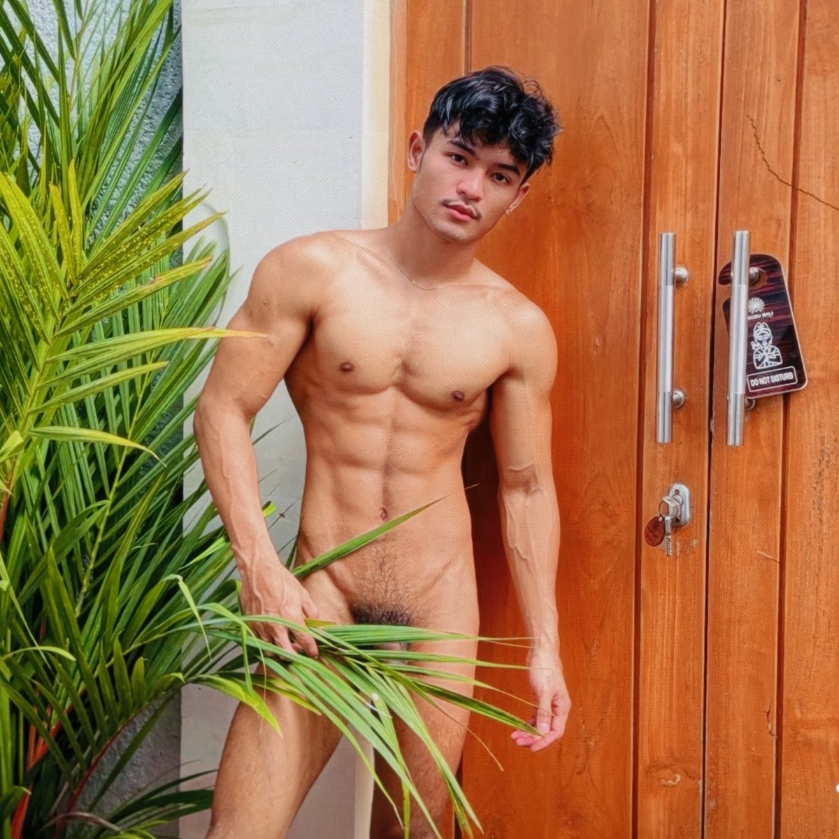 FanbaseRezafikk's tweet photo. Follow ya untuk full konten lainnya 💦💋 https://t.co/liWkxnjQMM