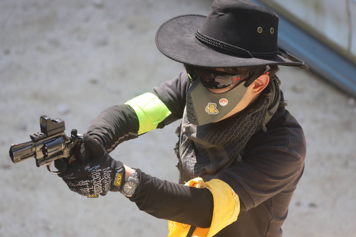 A_pista_casting's tweet photo. 昨日のHEAT（@HeatAirsoft）🔥

素敵な写真がこんなに👀‼️

大切な腕時計までバッチリ
撮ってもらえて嬉しい🤣

素晴らしいフィールドを
提供してくれたオーナーさん、
ゲームの進行と運営してくれた
エジさん（@cogno_eji）、
そして一緒に遊んでくれた
参加者の皆さんお疲れ様でした🙇 https://t.co/hIoKjDKf49
