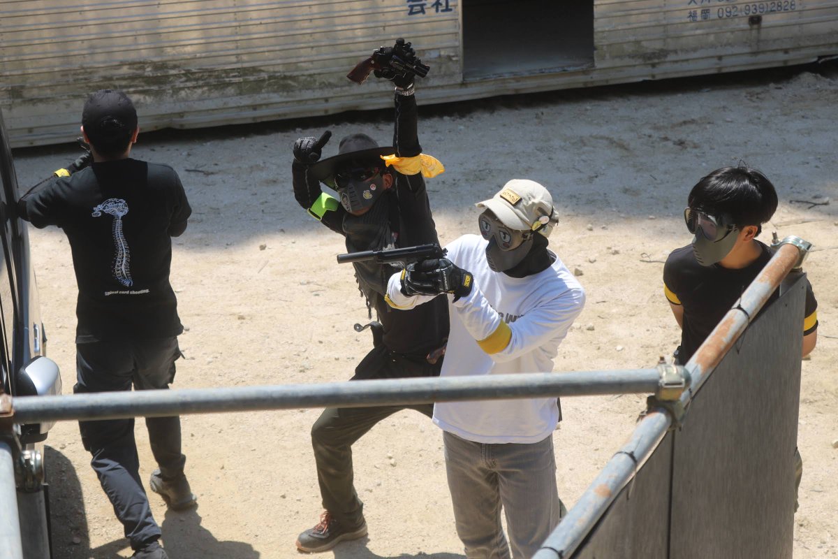 A_pista_casting's tweet photo. 昨日のHEAT（@HeatAirsoft）🔥

素敵な写真がこんなに👀‼️

大切な腕時計までバッチリ
撮ってもらえて嬉しい🤣

素晴らしいフィールドを
提供してくれたオーナーさん、
ゲームの進行と運営してくれた
エジさん（@cogno_eji）、
そして一緒に遊んでくれた
参加者の皆さんお疲れ様でした🙇 https://t.co/hIoKjDKf49