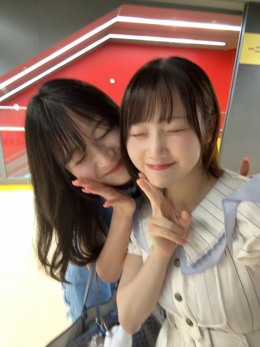 HNK_official's tweet photo. 一期も会えたにょ〜ん🩵
10年目も頑張れ🤍
#stu48 #stu48_9周年 https://t.co/cvTevGdgwq