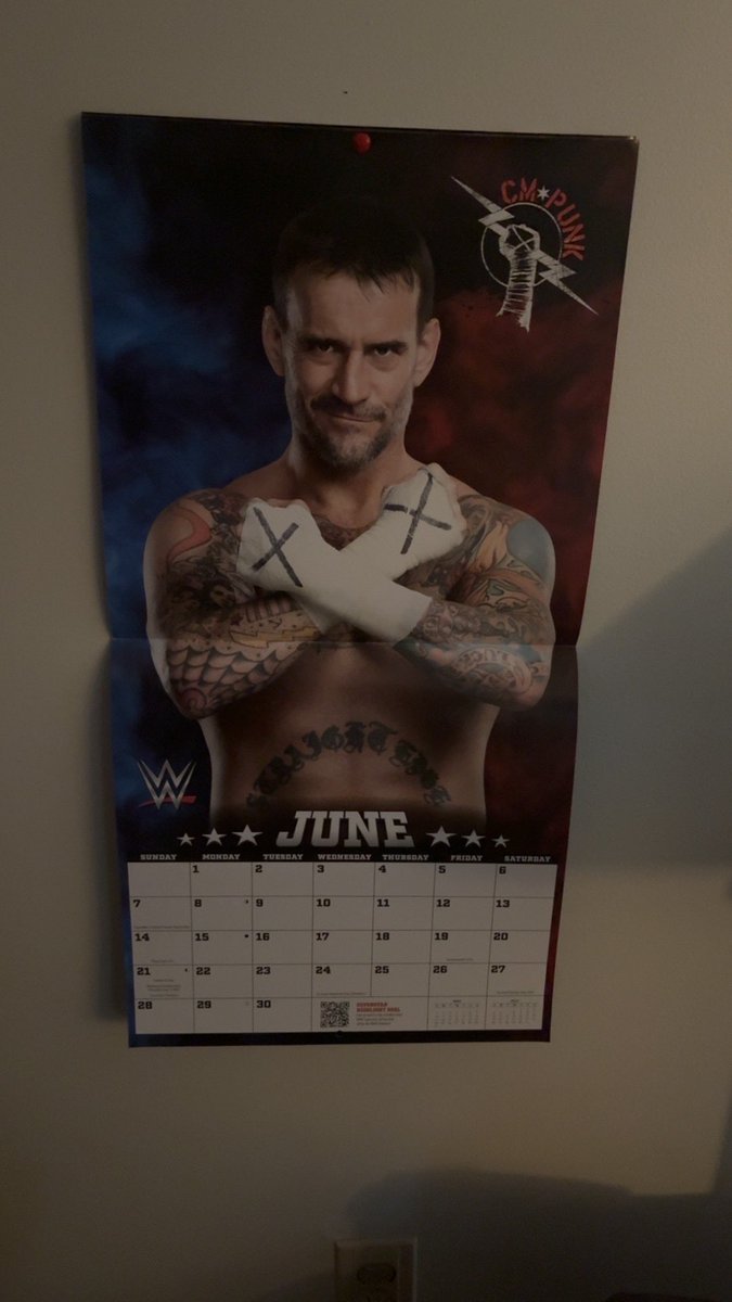 JenSealey1's tweet photo. Happy #June1st https://t.co/VwVvXzXNtB