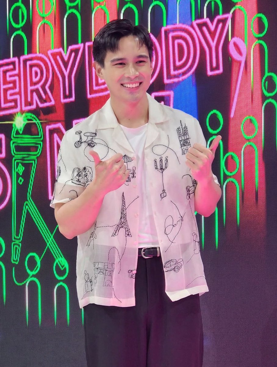 muri_z_'s tweet photo. rdl’s guesting on everybody sing is featured on star magic’s ig! 

🔗 https://t.co/DIPFVPySvh https://t.co/qFxYfFlMxJ