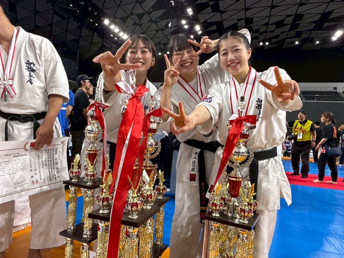 pymzmk's tweet photo. 第10回記念全日本空手道選手権大会
女子軽重量級 優勝しました！！🏆

優勝するのに8年かかった、長すぎーーーた！諦めないで良かった！
変わらず応援してくれる皆様、ありがとうございます！

あともう少しだけ頑張ります！
先ずは7月のKCC大会🔥 https://t.co/XYdTLGmrVB