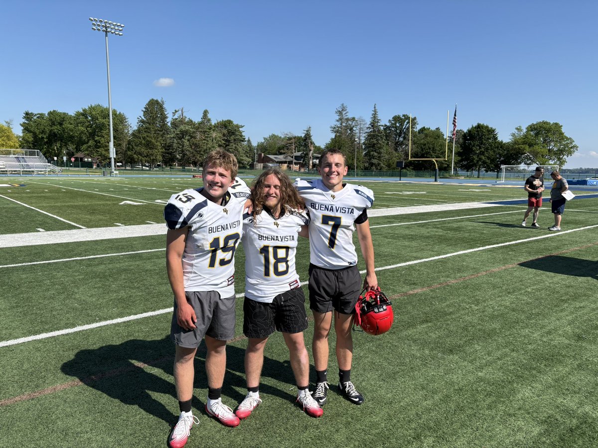 Chace_Lar's tweet photo. Thank you @CoachBresBVU and @CoachRethman for having me and my teammates out today, learned lots today and had a great time! @KyleRiggott @Luke_Fish99 @CoachZoDavis @CoachEHubbard https://t.co/etNbXU4eVv