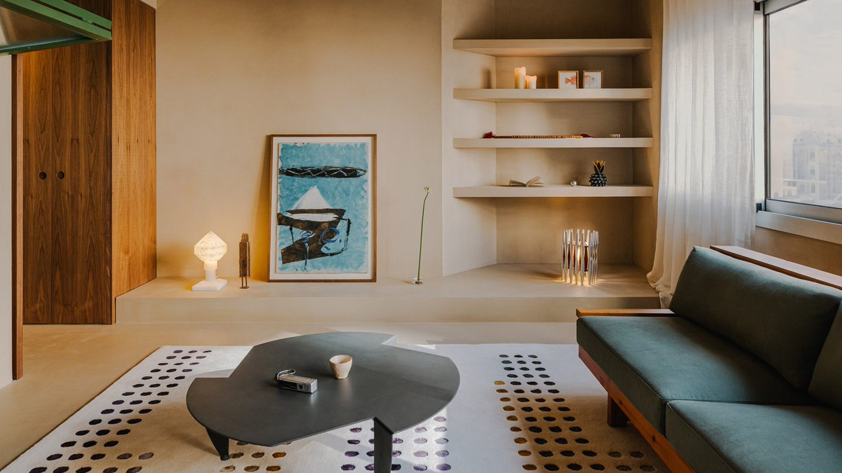 dezeen's tweet photo. Bathtub takes centre stage in living room of Barcelona apartment:
https://t.co/ALOhuVSauu https://t.co/8wkTZXac35