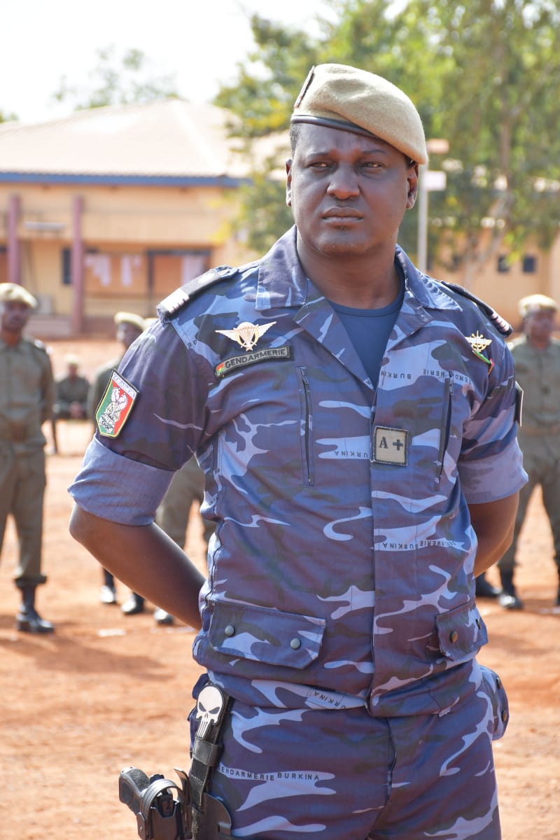 abousaib's tweet photo. 🇧🇫 Burkina Faso : Échos de la capitale (Ouagadougou)
Le Lieutenant-colonel Moctar Maïga, officier supérieur de la Gendarmerie Nationale a été enlevé hier dimanche par des hommes du capitaine ibrahim traoré. https://t.co/8ufUWAwEXD