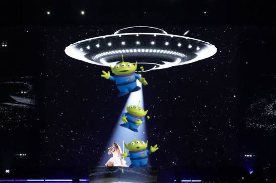 nicolesversi0n's tweet photo. @taylorswift13 @Pixar @toystory we are SO BACK https://t.co/RDITsrgNgl