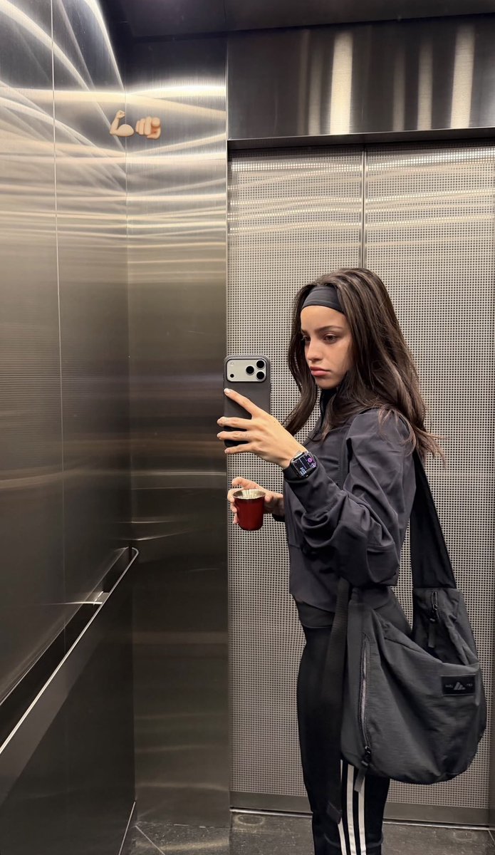 MernesData's tweet photo. Emilia vía historias de Instagram. https://t.co/vfwEuGVye7