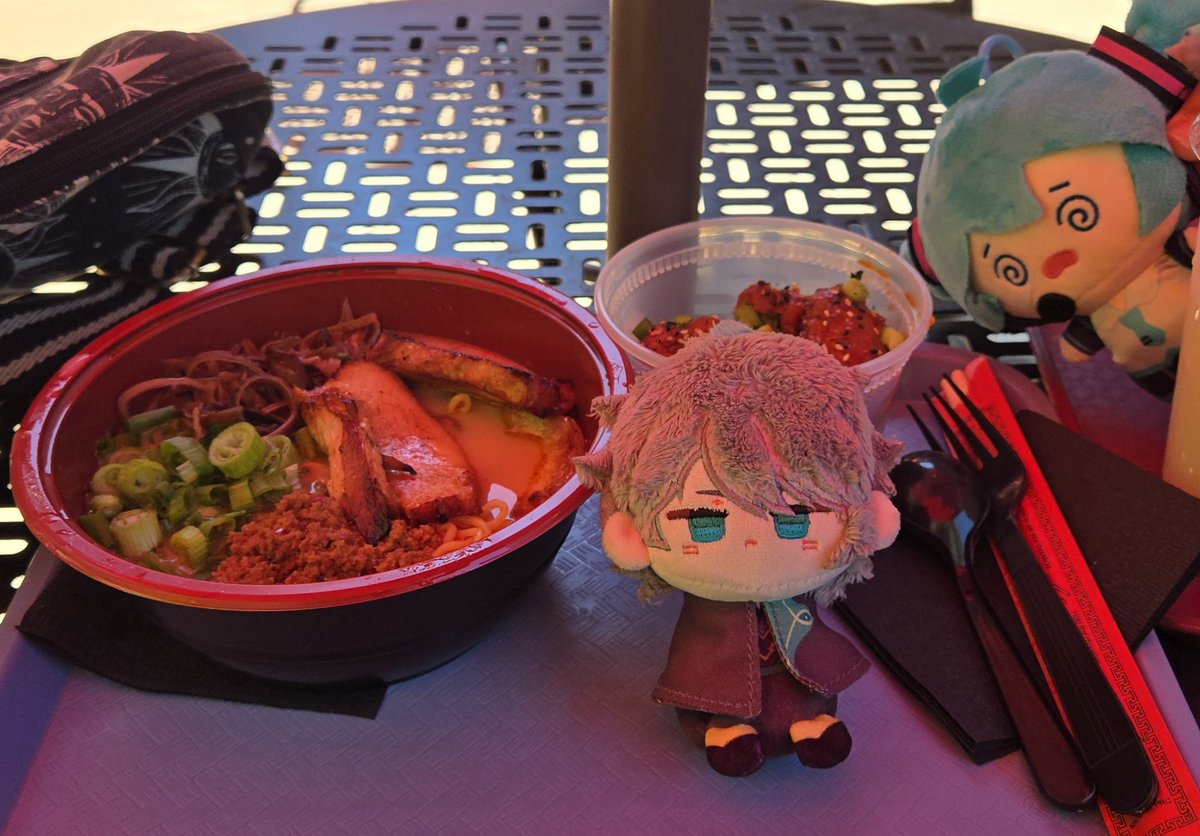 timelynuitham's tweet photo. Yesterday was Day 2 :D We had ramen after. https://t.co/HASurB7Mxb