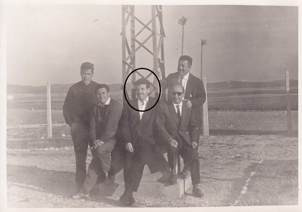 VicenteAupi's tweet photo. El pasado 9 de mayo falleció a los 96 años Manuel Villamón, excelente persona y uno de los testigos del récord de frío oficial en zonas pobladas de España, los -30 ºC de 1963  en el observatorio Calamocha-VOR (Fuentes Claras, Teruel). In memoriam. Un abrazo a su familia. https://t.co/7wB2ec2igt