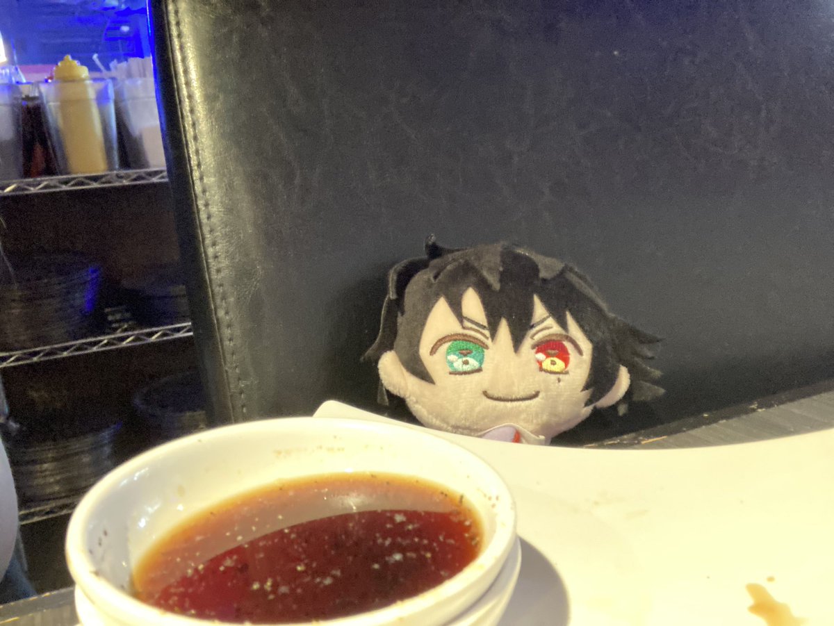 LocalRose13's tweet photo. @Heartss4Elysia Reminds me of when I went to kbbq w my dad and I had to use my bag as a booster seat for my Ichiro plush 😭🩷❤️ https://t.co/U2c8DZUBVw