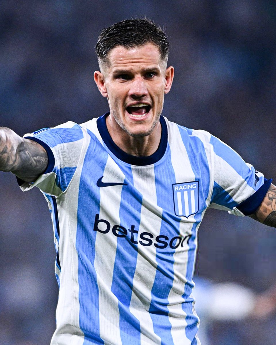 GuilleVetere's tweet photo. Bruno Zuculini pedirá salir de Racing en este mercado de pases. El futbolista siente que llegó a un fin de ciclo y además no está conforme con los manejos del día a día. 

De no prosperar en este mercado, no renovará el vínculo que finaliza en diciembre y se marchará a fin de año https://t.co/uwRtEMfHMQ