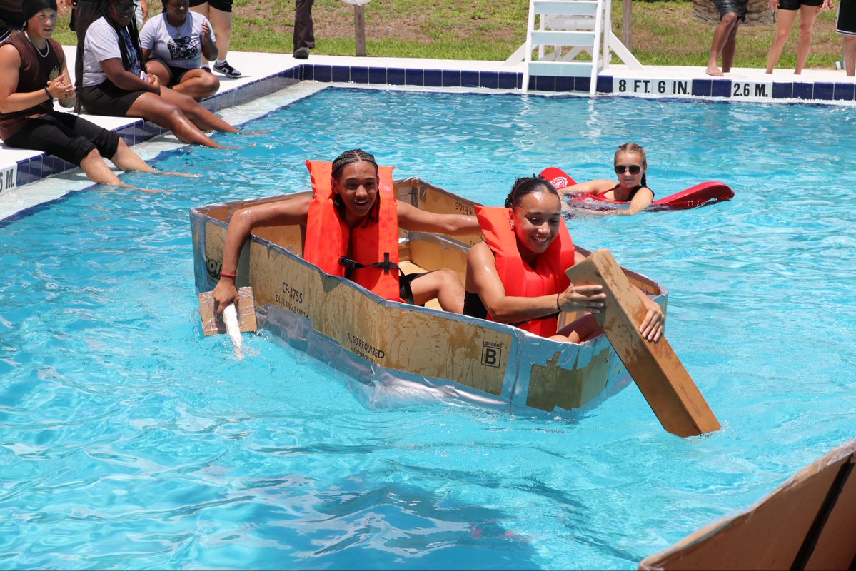 orlandoFPR's tweet photo. Our Summer Camp team is locked in and ready to go! ☀️😎

After a week of training and team building, staff is energized and ready to make this an unforgettable summer for your campers. https://t.co/IYqhtbbbhi