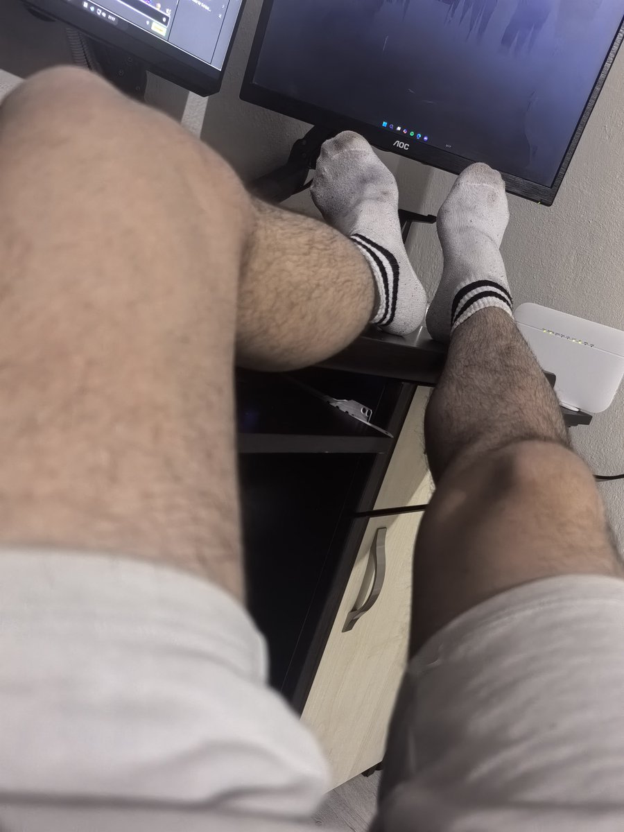 SockTyrant tweet media