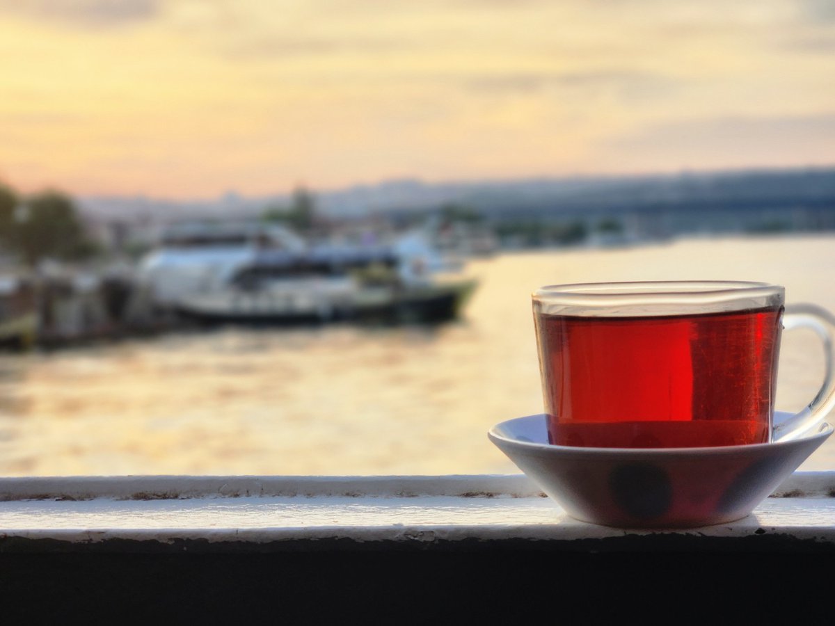 Hur_genc57's tweet photo. Bir mübârek zâta sormuşlar, siz hocanızdan ne öğrendiniz ki hep ondan bahsediyorsunuz? O zât da, "ben hocamdan kim sevilir, kim sevilmez onu öğrendim, bu da bana yetti" buyurmuş.. https://t.co/6endtfrGOz