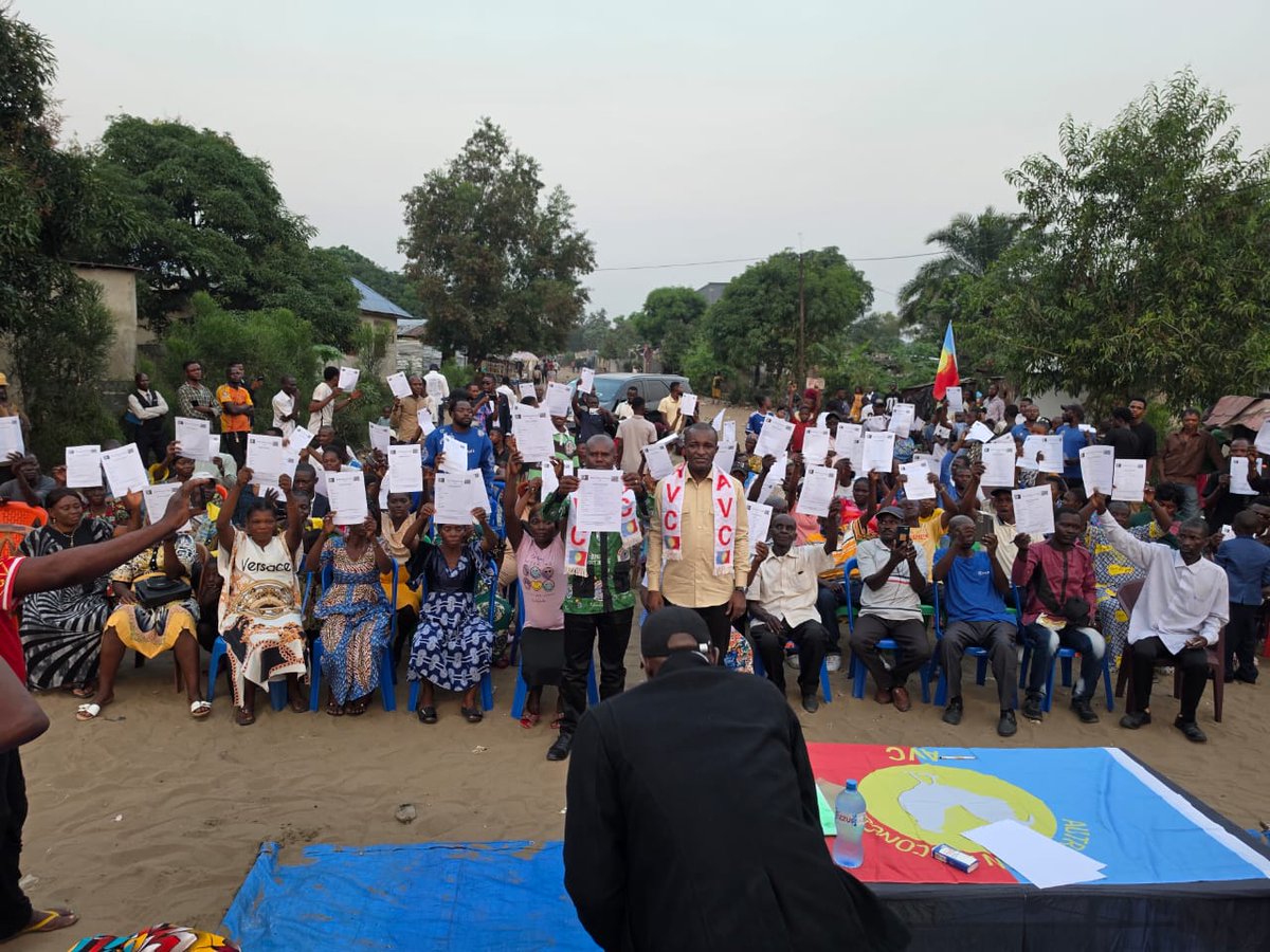itinahermes's tweet photo. Nous saluons l'adhésion de Maître Diana Mudimbengi ainsi que celle de toute la base de Badara Mbila dans la commune de la N’sele. Le Parti Autre Vision du Congo vous souhaite une bienvenue chaleureuse. J’ai bénéficié de la compagnie des autres responsables du parti. https://t.co/4gVDWqidoo