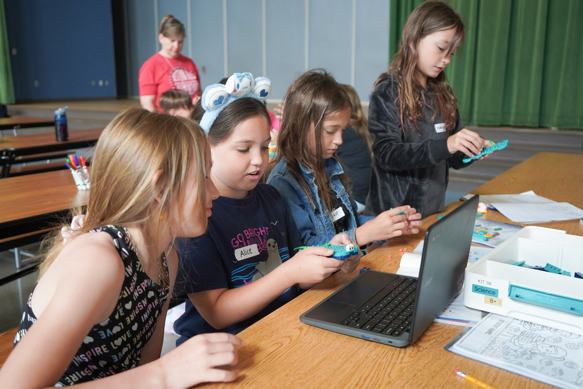 TempleISD's tweet photo. TISD Summer Learning opportunities started today! These awesome Campers will dive into hands-on LEGO and robotics activities designed to spark creativity and critical thinking. The Bricks and Bots Camp will be full of Legos, coding, and fun challenges. #TempleISDproud https://t.co/XEovj6ren6