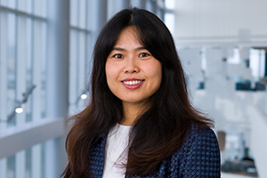 UTSWBrain's tweet photo. Kexin Yu, Ph.D., LMSW, is leading research on the impact of loneliness and social isolation, both risk factors for dementia in older adults. Dr. Yu says data suggest that combatting isolation with community and connection can make a real difference. 
https://t.co/sLuvVbPKr8 https://t.co/DBJK3iYctB