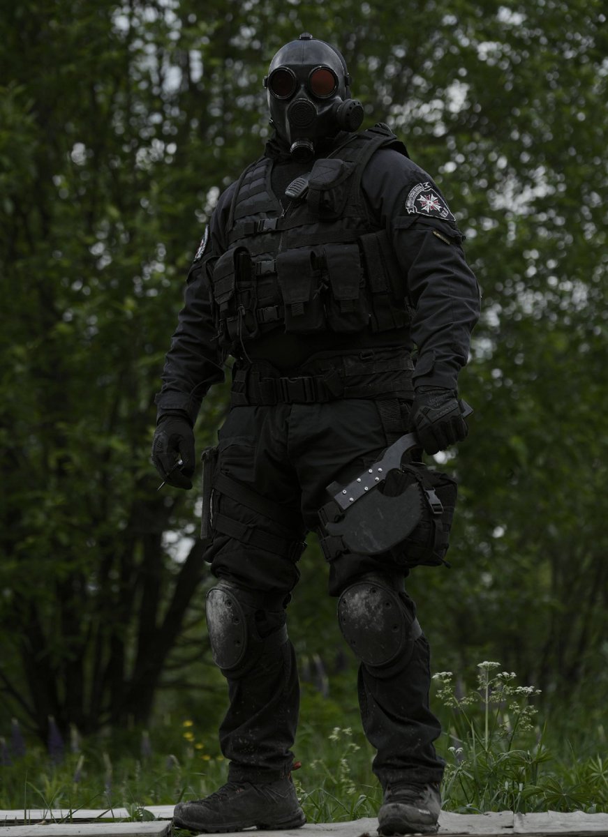 DivisionRussian's tweet photo. エピックコマンダー。 私たちのチームは、しばらくの間、コンピュータゲームの開発に彼らの手を試してきました。
#REBHFun #Umbrella #Airsoft #Russian https://t.co/VyWRO0imnQ