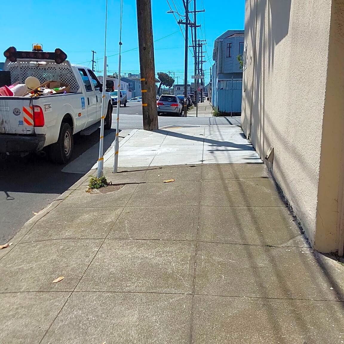 solve_sf's tweet photo. Trash removed this morning by DPW in Portola. Before and after. https://t.co/D6Z7RTTlmt