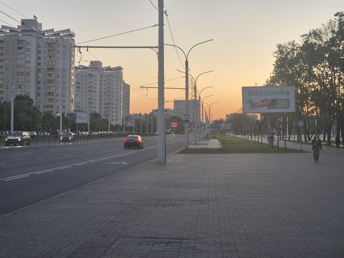 Bar_maley's tweet photo. Смеркалось... https://t.co/GVGlX83oai