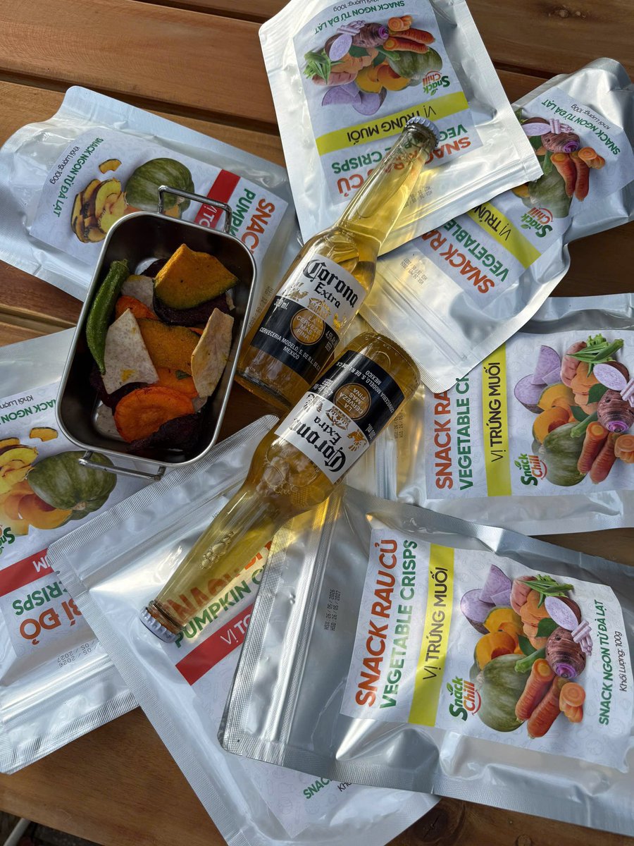 snackchill's tweet photo. Cùng thưởng thức Snack Rau Củ vị Trứng Muối thơm ngon nhé! 
 #snackchill #snackraucu #vegetablecrisps #trungmuoi https://t.co/3qs51au7lD