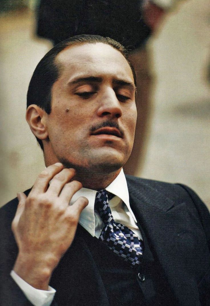 akshatpurohit10's tweet photo. Robert De Niro as Don Vito Carleone https://t.co/1Dvzv6Ufjm