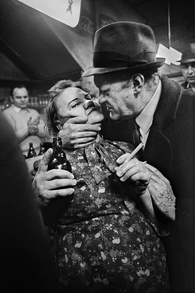 _Henk_Heijmans's tweet photo. Café Lehmitz, Hamburg, 1970 - by Anders Petersen (1944), Swedish https://t.co/f2WXRhh1YK
