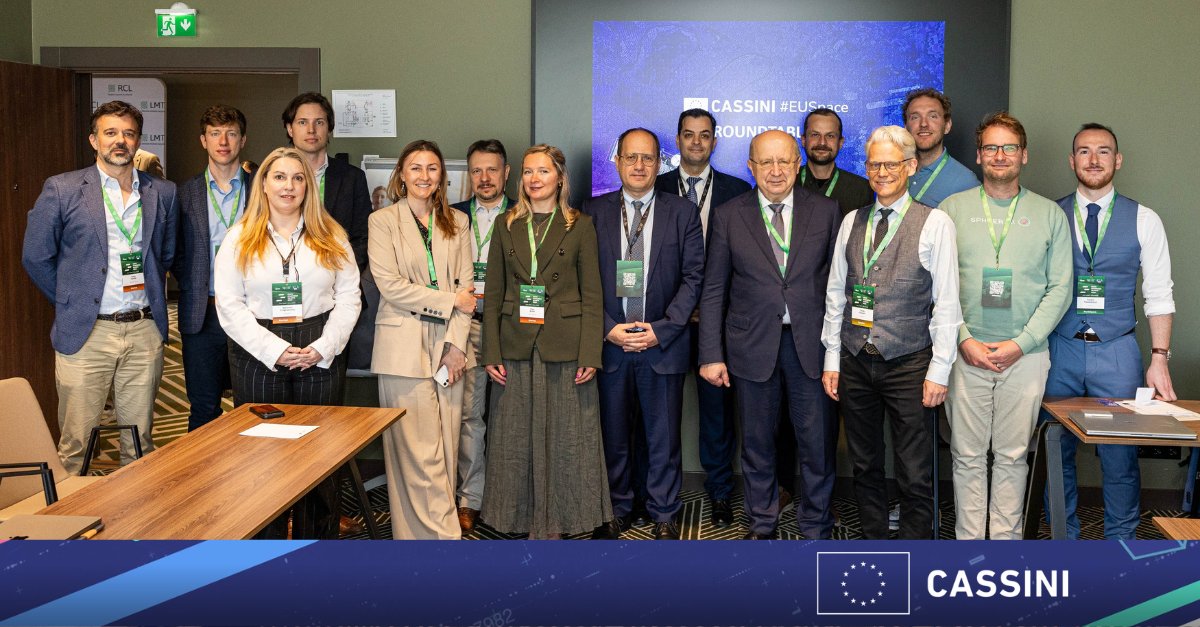 defis_eu's tweet photo. 🚀 Inspiring exchanges @ EBAN Congress!
@KubiliusA hosted a roundtable with 10 scale-ups participating in the #CASSINI BA.

Key topics:
🔹 Ambition in #EUSpace &amp; #EUDefence, 
🔹 EU’s support to high-growth innovation, 
🔹 importance of dual-use techs.

🔗 https://t.co/basH5qSRhi https://t.co/jY8bbtbEhQ