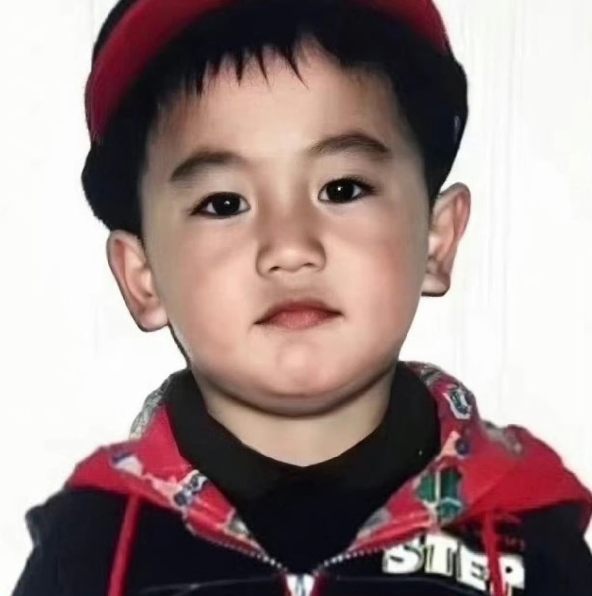 jipiiito's tweet photo. เด็กโตเฮ่อเฮ่อ
เด็กน้อยม่ายม่าย
เด็กจิ๋วหนิงหนิง 
เหนือเมนหลานหนิงมาเป็นคลิปเที่ยวทะเล น่ารักกกกกก
儿童节快乐🎉🎈💖 https://t.co/iIY6uYTzSR