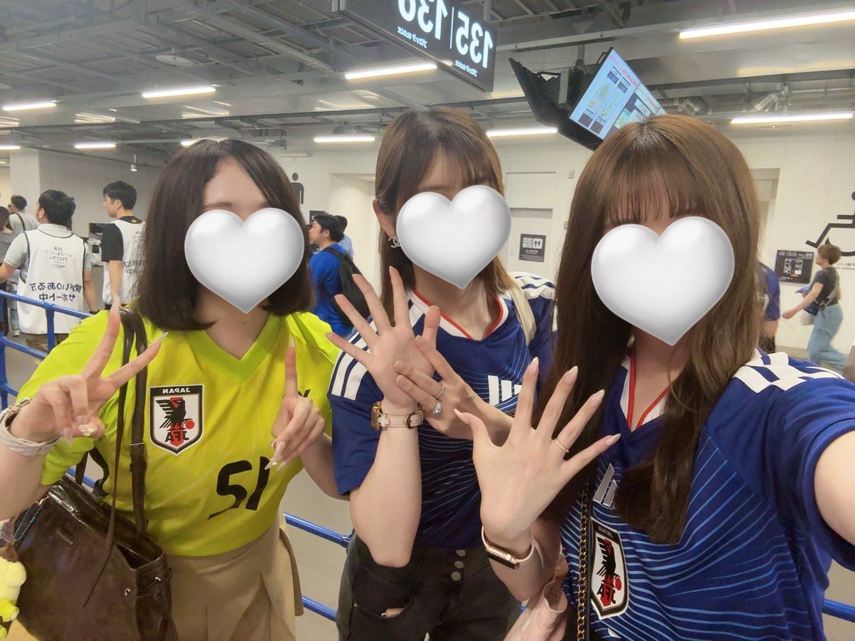 _ym45_'s tweet photo. 💙5.31💙 vsアイスランド🇮🇸　1-0 ◯

長友さん観れて嬉しかった　͈ᴖ ̫ᴖ ͈🎵
そして今日の長友さんのDAZN観て涙
W杯楽しみでしかない🇯🇵🏆🔥
#SAMURAIBLUE #daihyo #長友佑都 https://t.co/g1RJ4hUKtJ