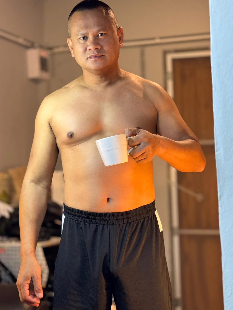ArmySexual's tweet photo. ตำรวจหุ่นหมีสายอ่อย https://t.co/QCdPROtzJD