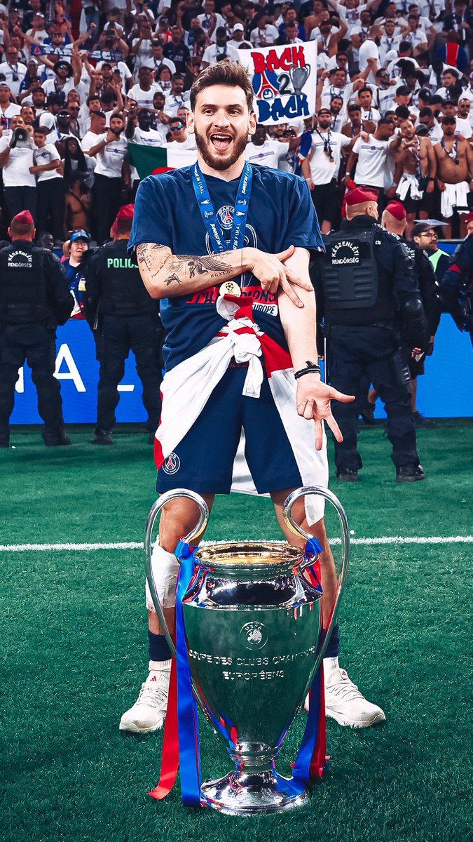 PSG_inside's tweet photo. 🆕📸🤩

3/4 📲⤵️ https://t.co/Ee9KN7c5cY