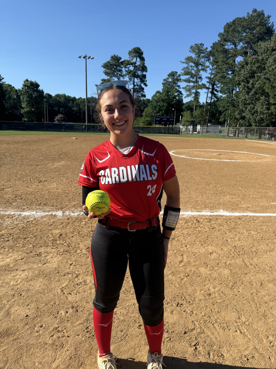 MadelynnBeckham's tweet photo. Had a great weekend with my team in Richmond, VA at an Alliance Qualifier. We went 4 and 1, losing our final game by 1 run. We continue to improve each outing and we have so much fun competing together. On a personal note, I hit two more 💣’s this weekend. Looking forward to our next tournament in 2 weeks. 
@TOP_D1RECRUITS 
@TopPreps 
@LineDsoftball 
@D1Softball 
@NextPitch_SB 
@CarleighNester 
@gatorjack72 
@SBRRetweets 
@CardsNation2k12 
@CoastRecruitsSB 
@los_stuff 
@ExtraInningSB 
@IHartFastpitch 
@SoftballDown 
@SoftbalAmerica 
@c_lyon22 
@coachmegsmith 
@LLefty18 
@CoachCassady