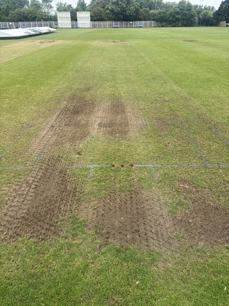 PaulJ5168's tweet photo. Fair bit of rain @TynemouthCC this morning gives me the chance of a maintenance day …….
Pitches to be repaired dimpled &amp; end seeded with @QualitySeed blade 8. An application also of @terralift rocastem with more showers on the radar for us, not just today but rest of week https://t.co/JtlzqWbwHu