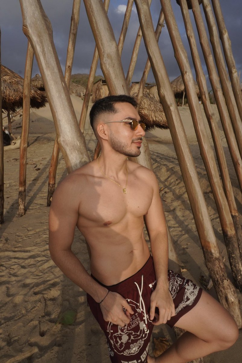 _hamiilton's tweet photo. ☀️ https://t.co/AYSfTuosth
