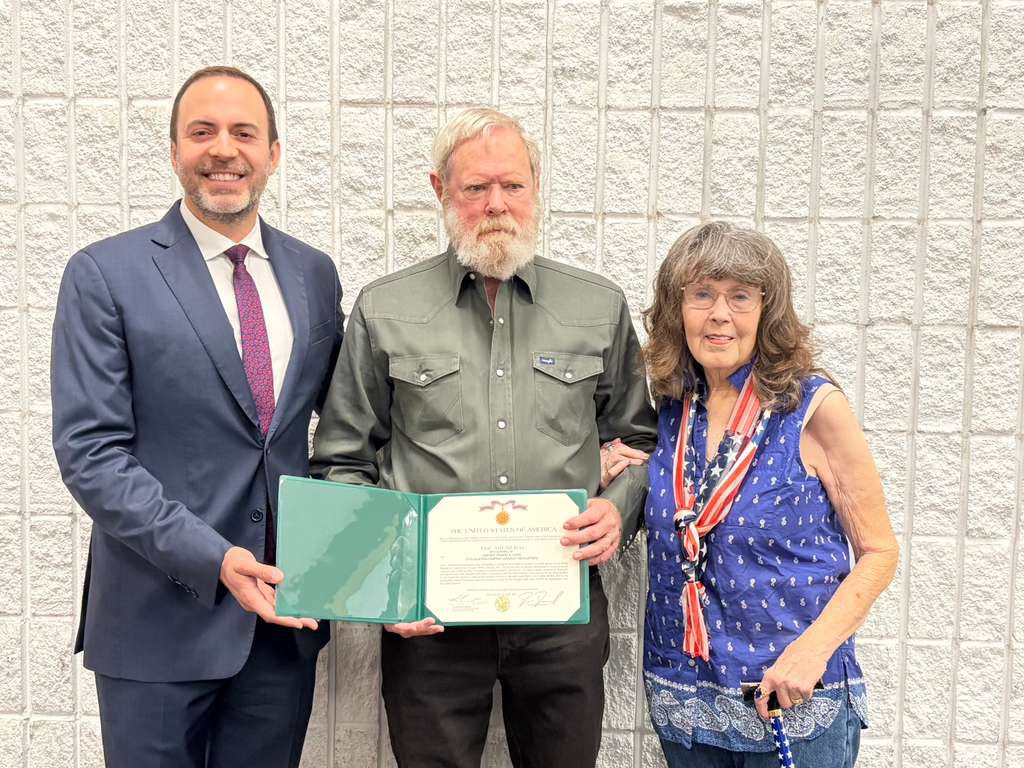 Lancegooden's tweet photo. Honored to present CPT. Thomas Gunn of Wood County the long-awaited Air Medal for his courageous service during the Vietnam War. 

A well-deserved recognition of his sacrifice, dedication, and service to our nation! https://t.co/SNe4zShAXJ