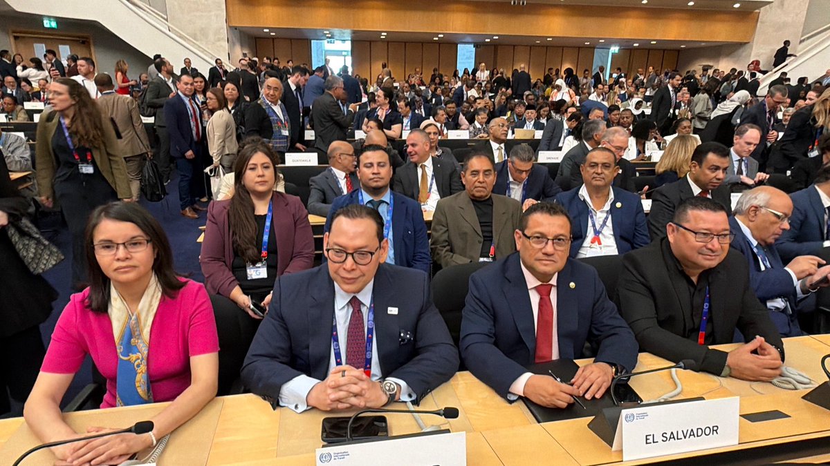 ArdonCandy's tweet photo. La salida de la Lista Corta marca un nuevo capítulo en la relación de El Salvador con la @OITAmericas y representa uno de los acontecimientos más relevantes en materia laboral de los últimos años. https://t.co/9K8BIUcmw6
