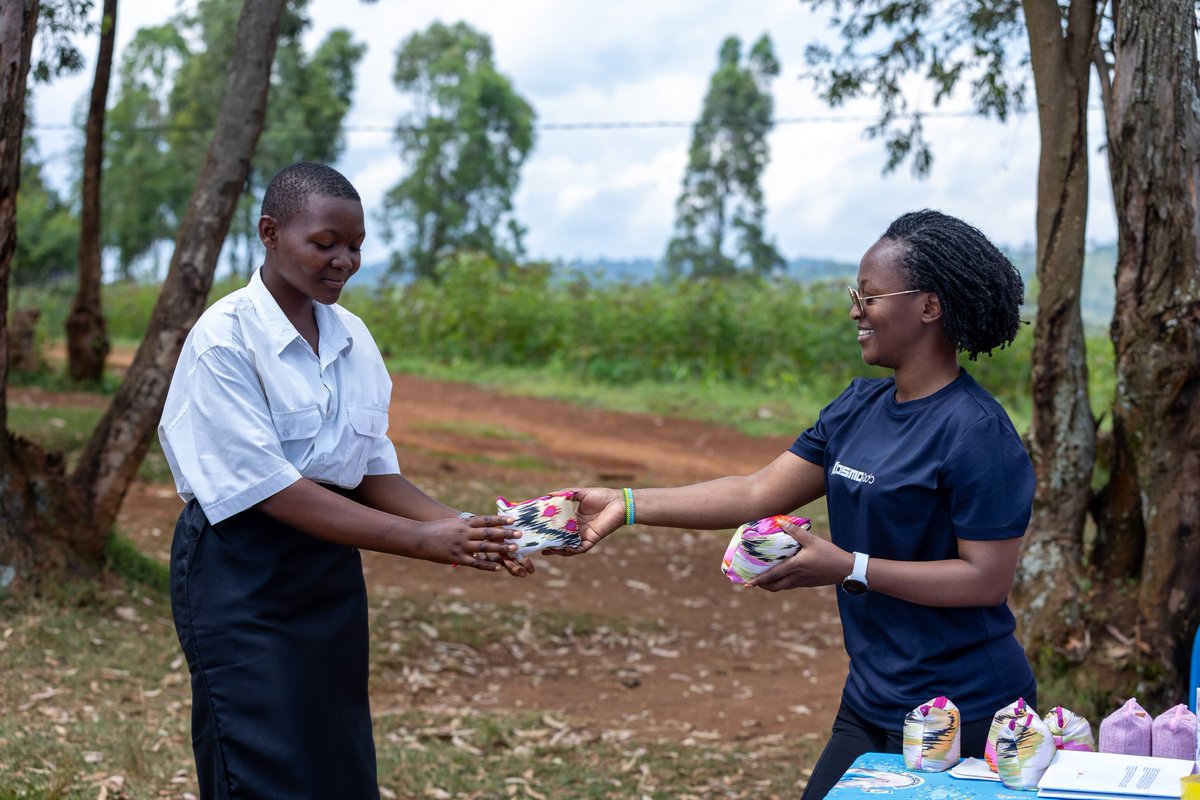KosmotiveRwanda's tweet photo. Our Menstrual Hygiene Day in @RusiziDistrict was a success!🎉🩷We gathered students, parents, community leaders & educators to celebrate #menstrualhygieneday and discuss how, together, we can create a #periodfriendlyworld. Full recap loading🤗👀
Let's #endperiodpoverty! https://t.co/WhaqfbjAtU