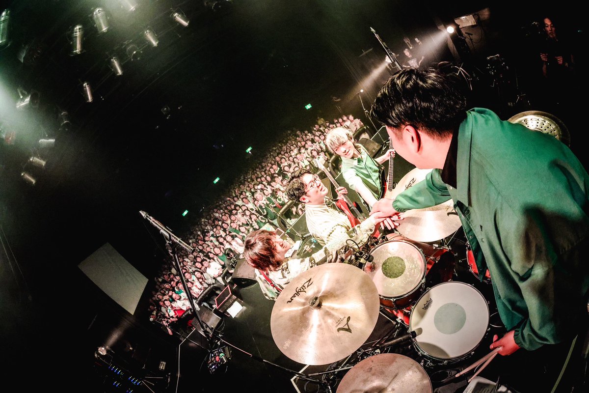 kimisoubokukou's tweet photo. BIGCATワンマンライブ
‼️大大大成功でした‼️
遊びに来てくれてありがとう😊
あなたの生活で君僕が鳴り止まないように
これからも頑張ります‼️

#一般人の大挑戦
#君がそうなら僕はこう
📷@sa_hokohoko https://t.co/UWNDidBbdQ