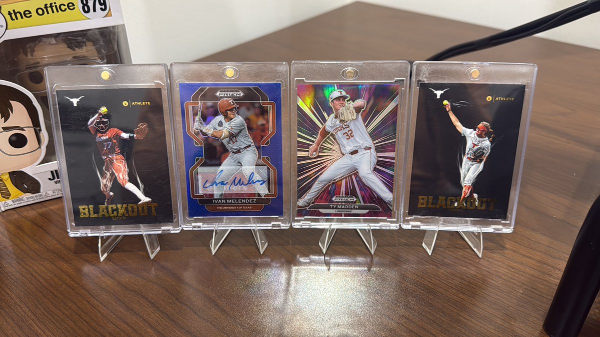 BigTLarge's tweet photo. This weeks edition of weekly desk cards. 
Celebrating baseball making it to the Supers and softball playing in the semis of the WCWS today 🤘🏼 
@CardPurchaser https://t.co/KWFRX2oAkO