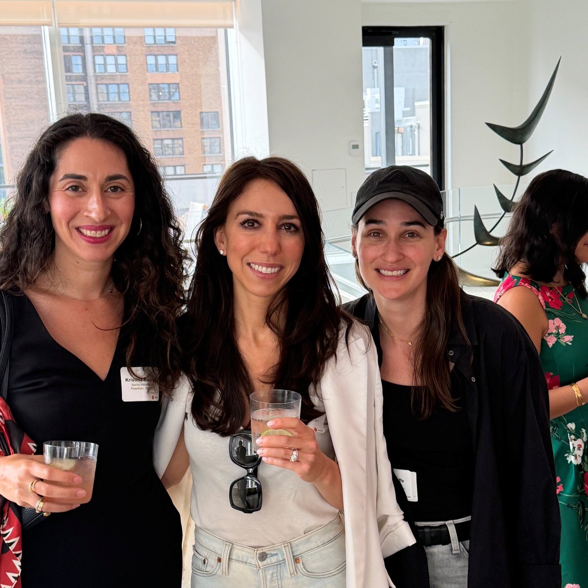 ProsekPR's tweet photo. It was great welcoming back Prosek alumni and friends to our New York headquarters for an evening of connection, celebration and community. Check out a few highlights below. 📸 https://t.co/fubWSFkYGQ