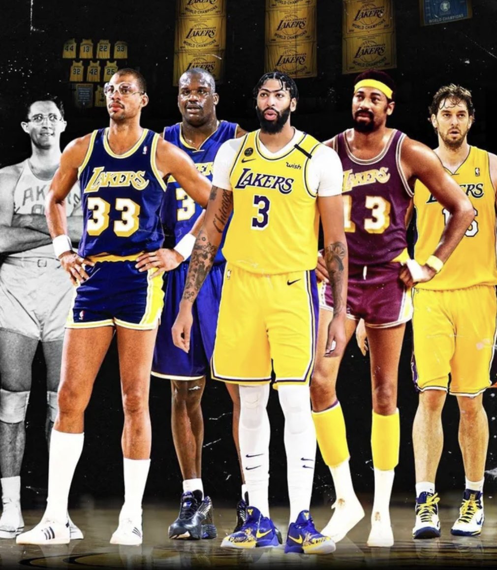 PlayoffDude's tweet photo. With all due respect, I think this one clears. https://t.co/rEZFLJghVq