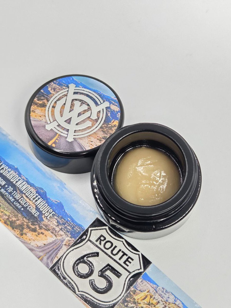 wescoastalchemy's tweet photo. Would you rather have top-shelf rosin or a full ounce of premium flower?
Chose wisely and get a stack of eet
#HashRosin #LiveRosin #Solventless #CannabisCommunity #WeedTwitter #RosinTech #Terps #CannabisCulture https://t.co/yWGbTUtZVa
