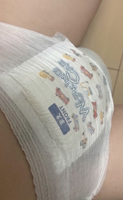 addpomt's tweet photo. ぐしょぐしょ
#おむつ男子　#ABDL　#おむつ https://t.co/YByQr7EcXW